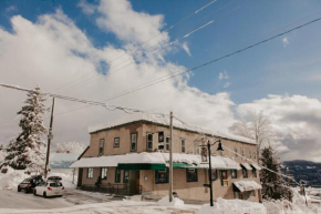 Отель The Flying Steamshovel Inn, Россленд